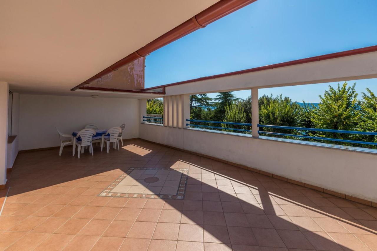 Apartment Katnic 1-2-3 Crikvenica Exterior foto